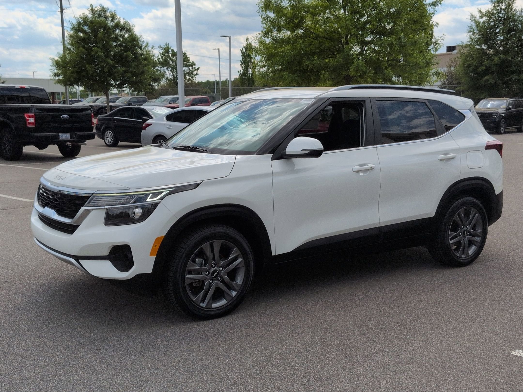 2023 Kia Seltos S