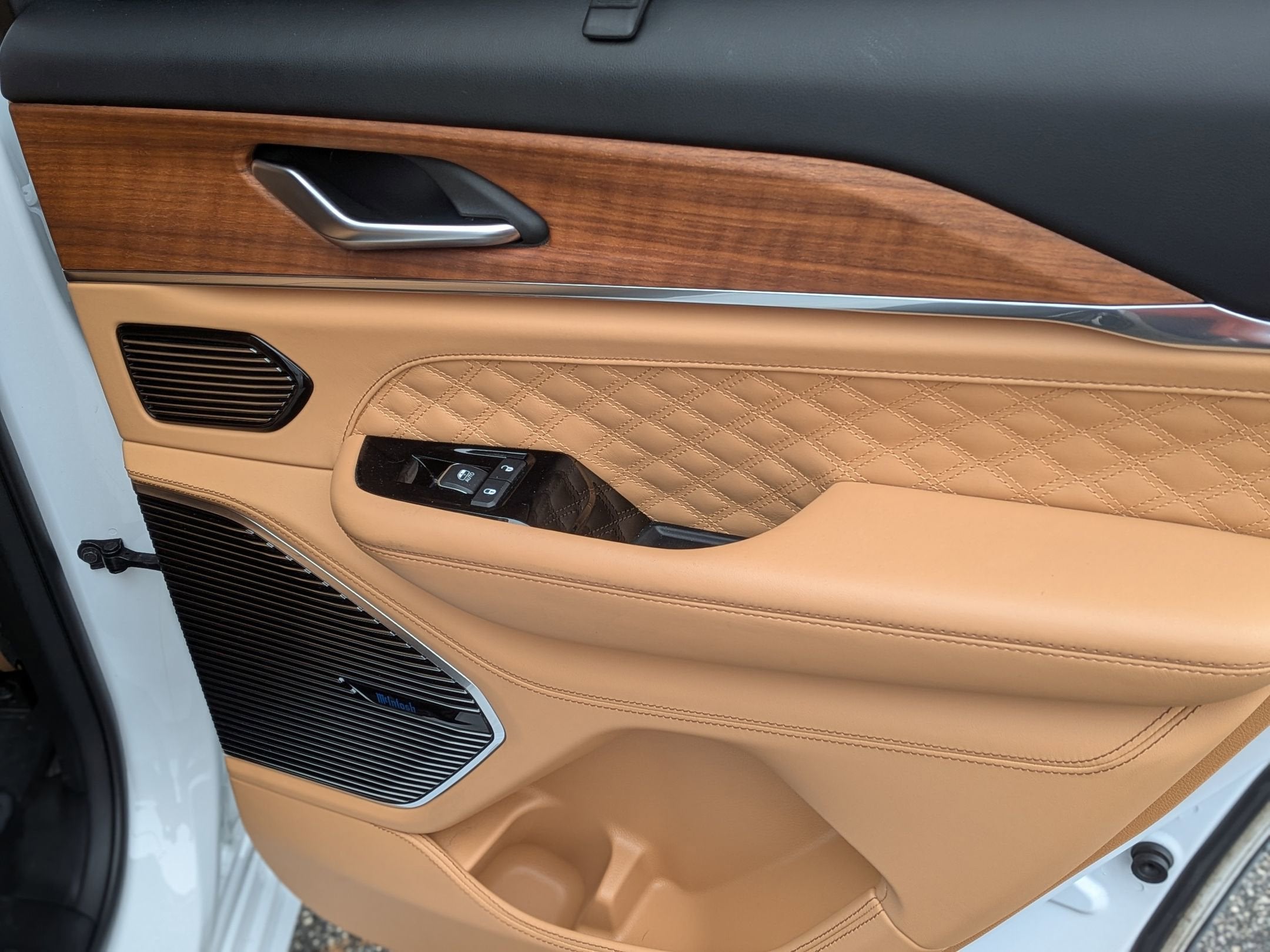 2023 Jeep Grand Cherokee Summit Reserve