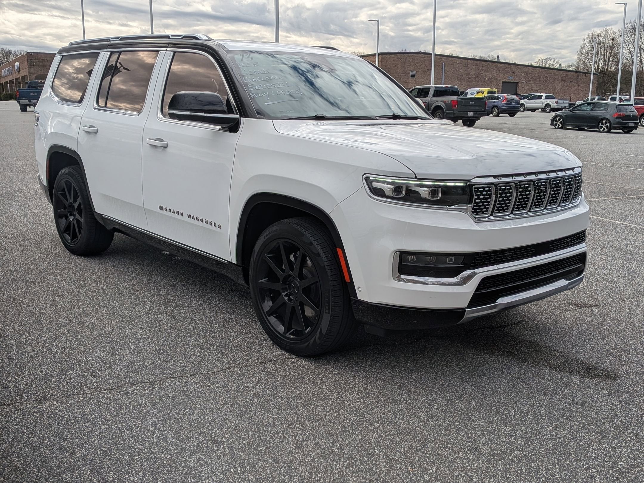 2023 Jeep Grand Wagoneer Series III
