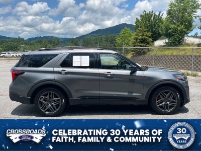 2025 Ford Explorer ST