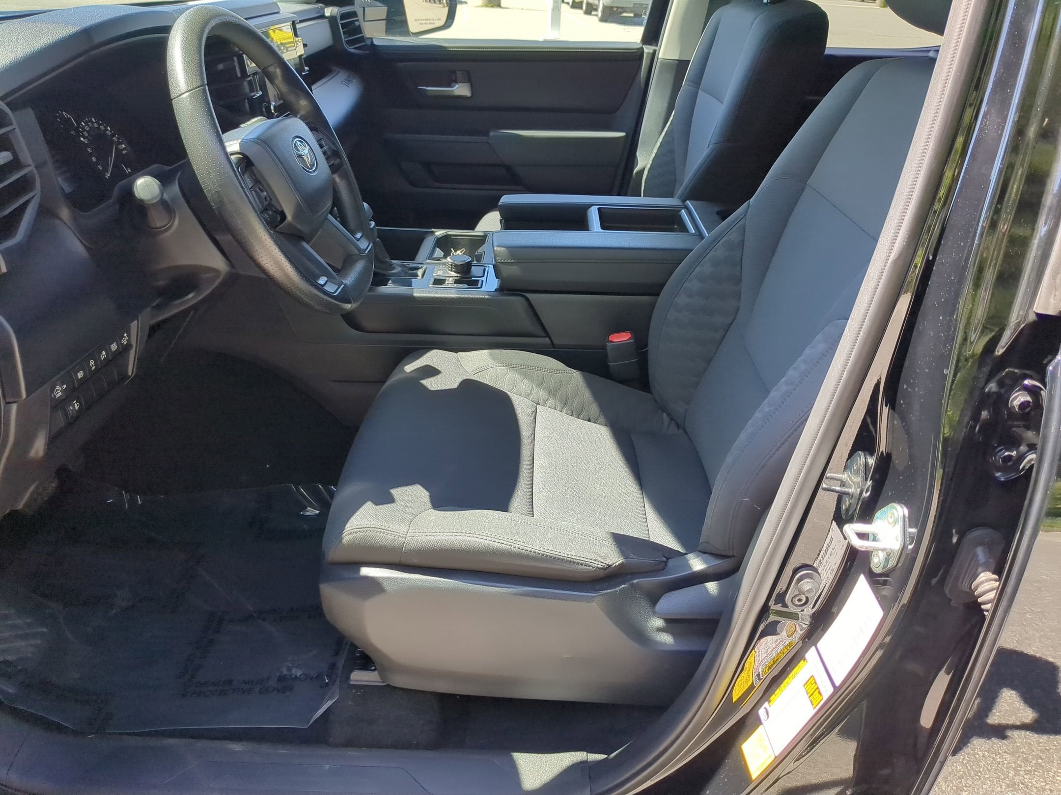 2023 Toyota Tundra 4WD SR5