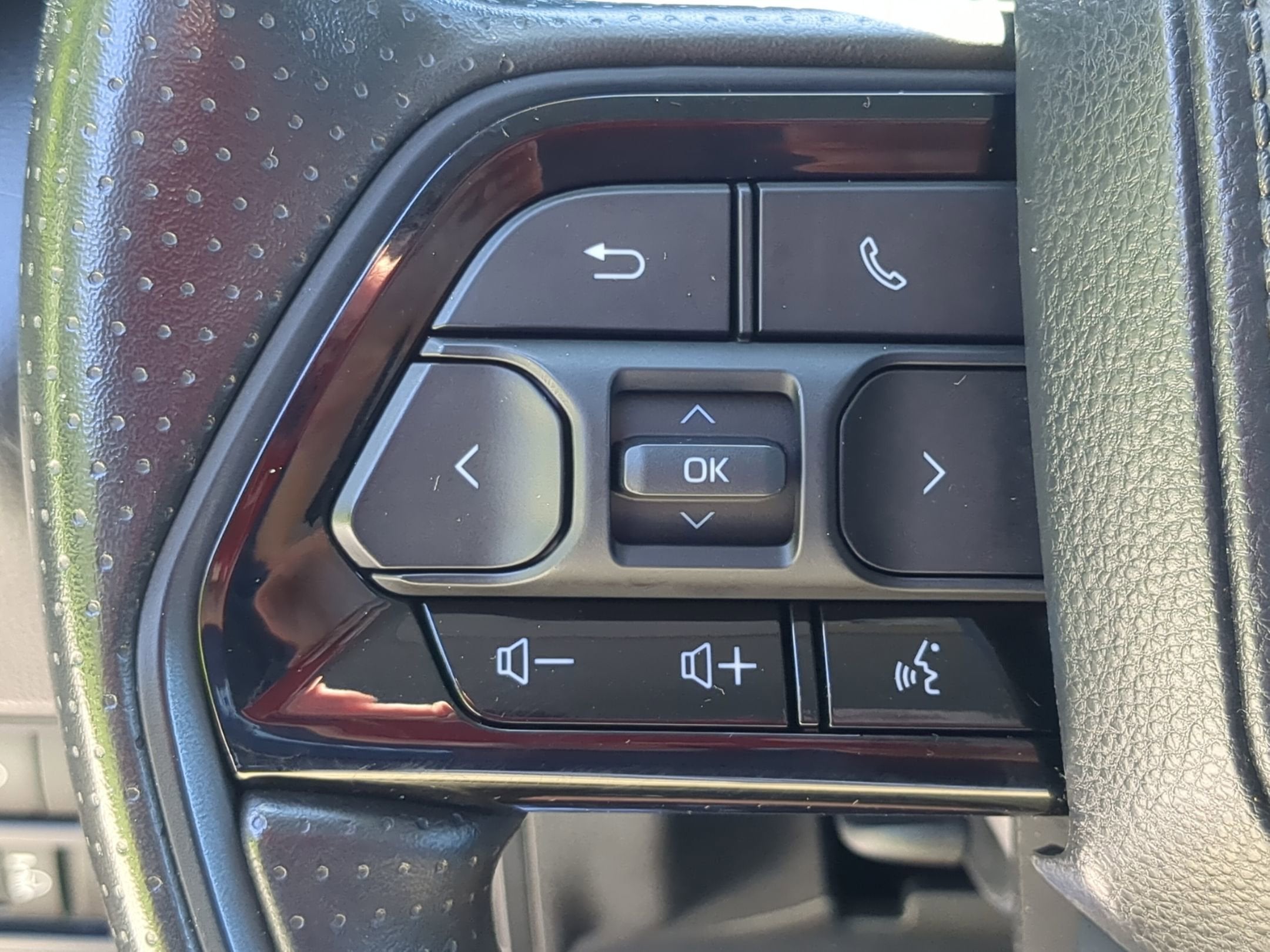 2023 Toyota Tundra 4WD SR5