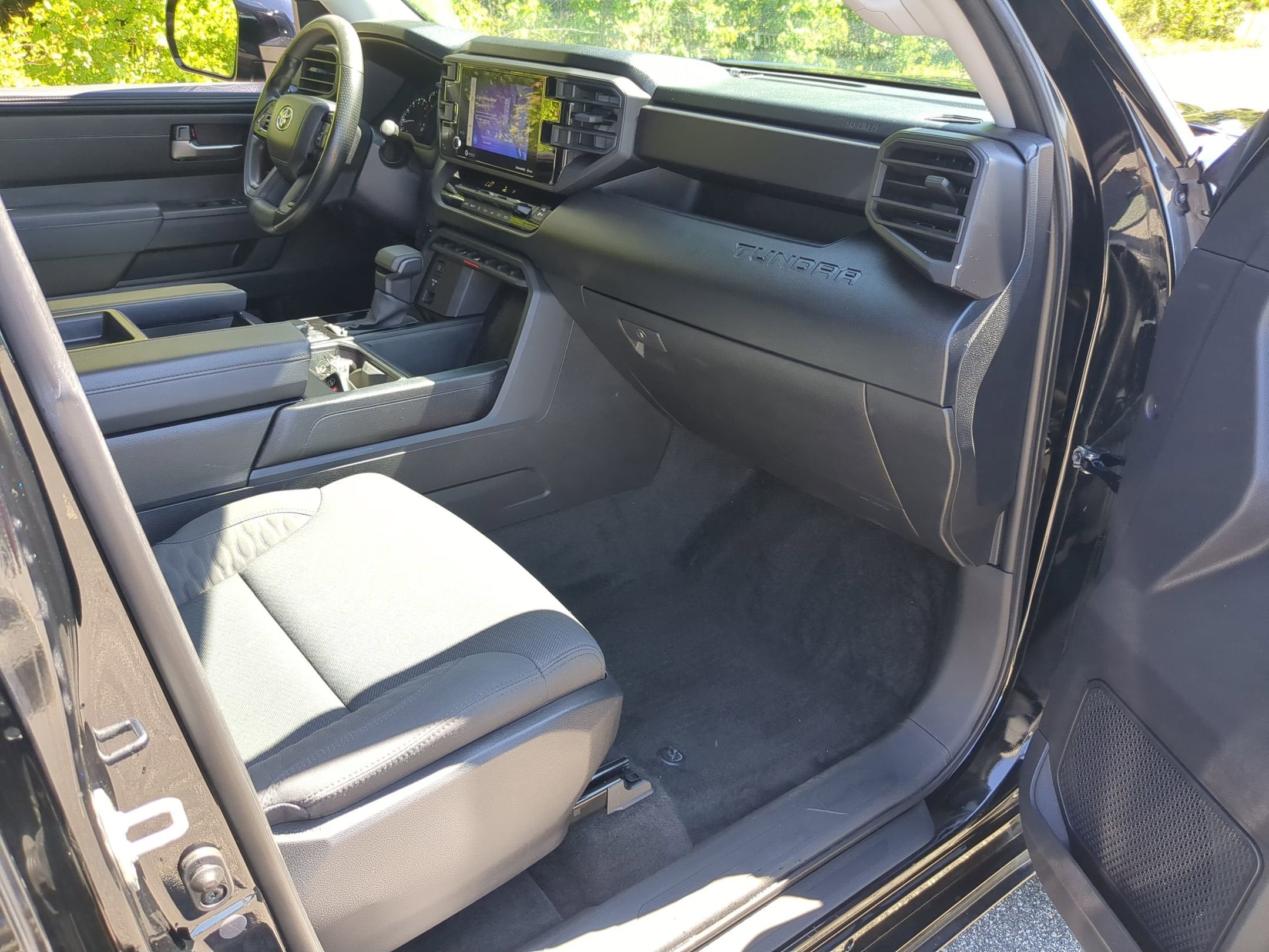 2023 Toyota Tundra 4WD SR5