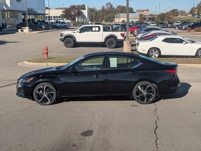 2023 Nissan Altima 2.5 SR