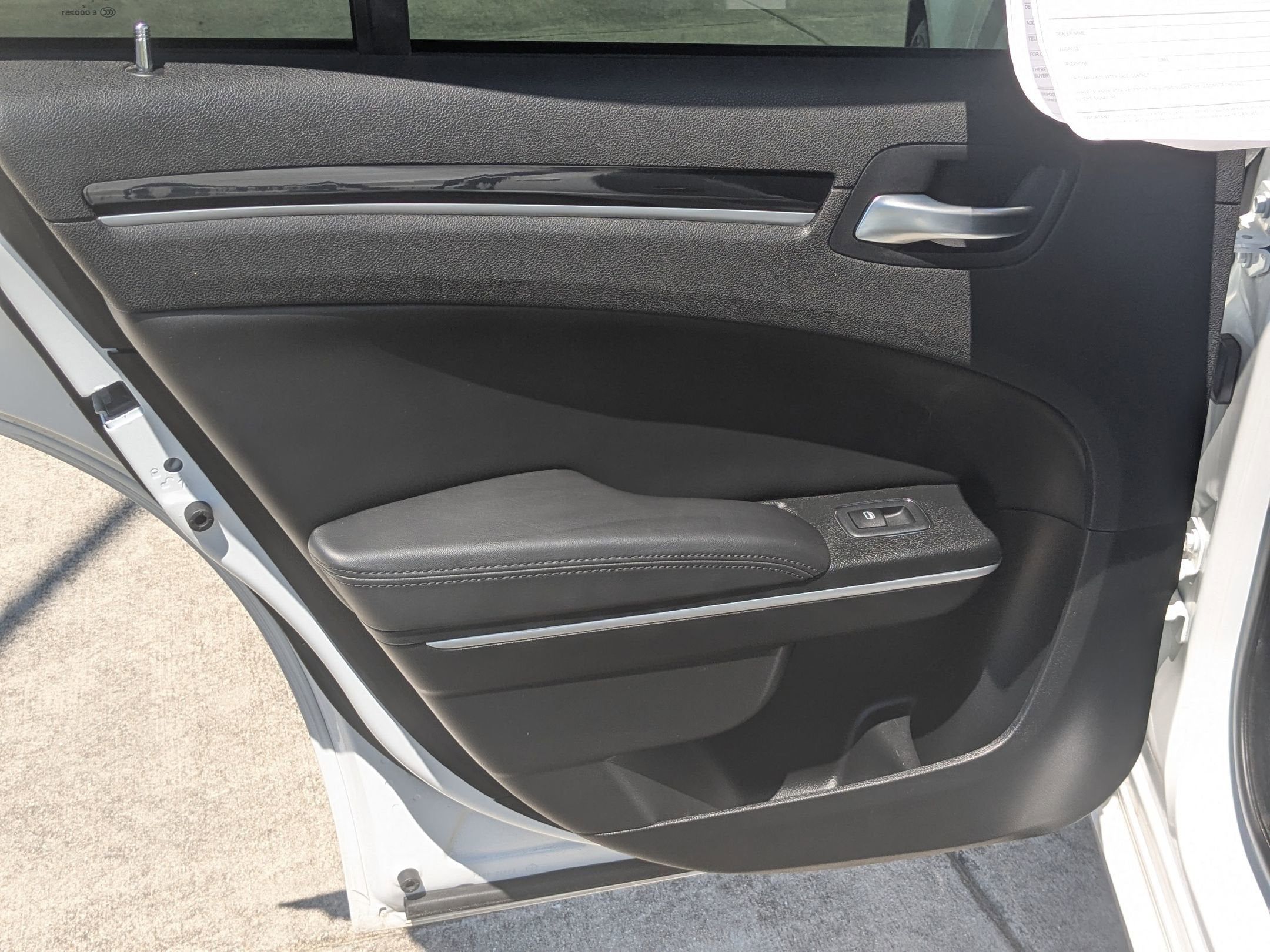 2023 Chrysler 300 Touring