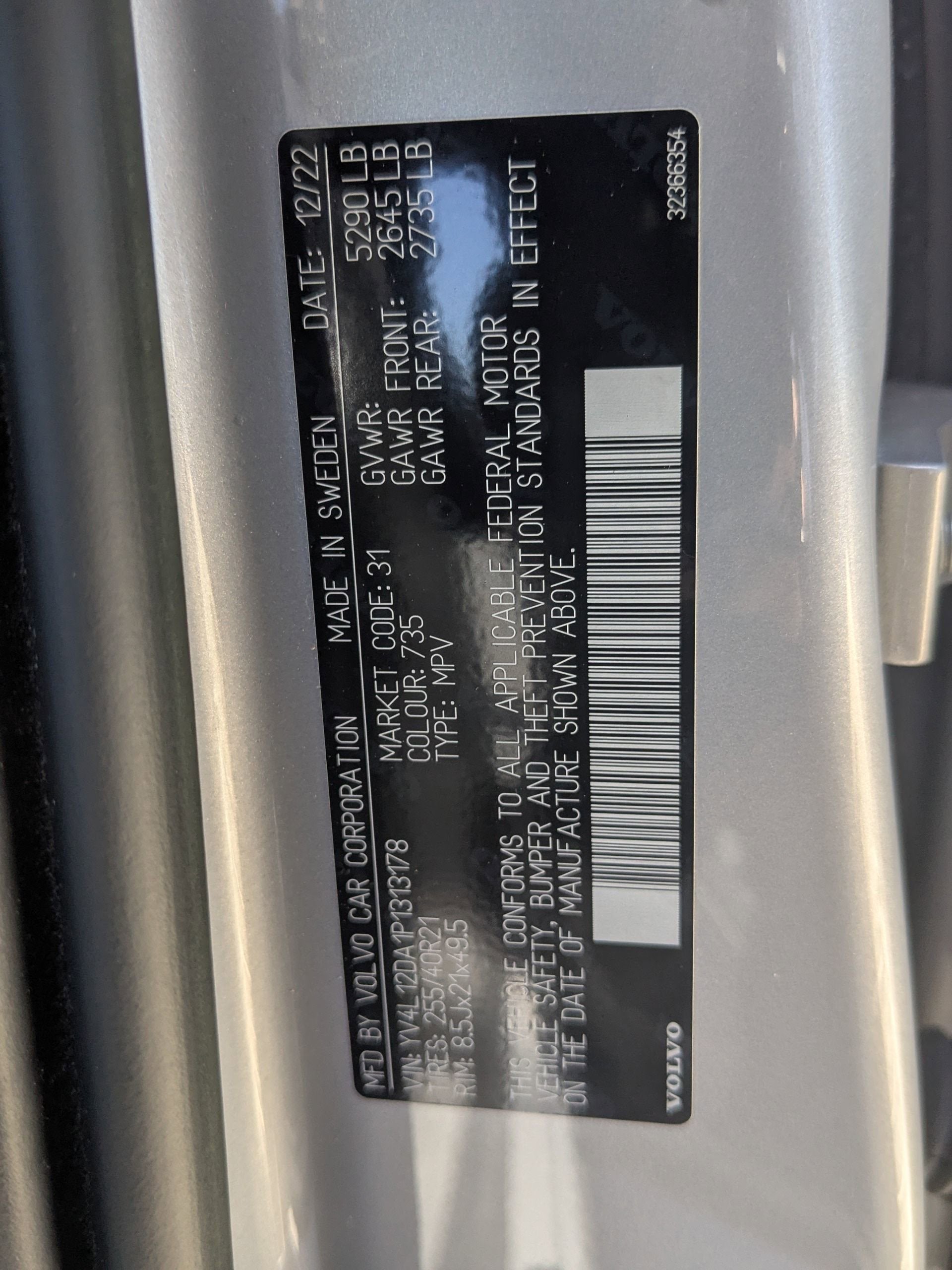 2023 Volvo XC60 Ultimate Bright Theme