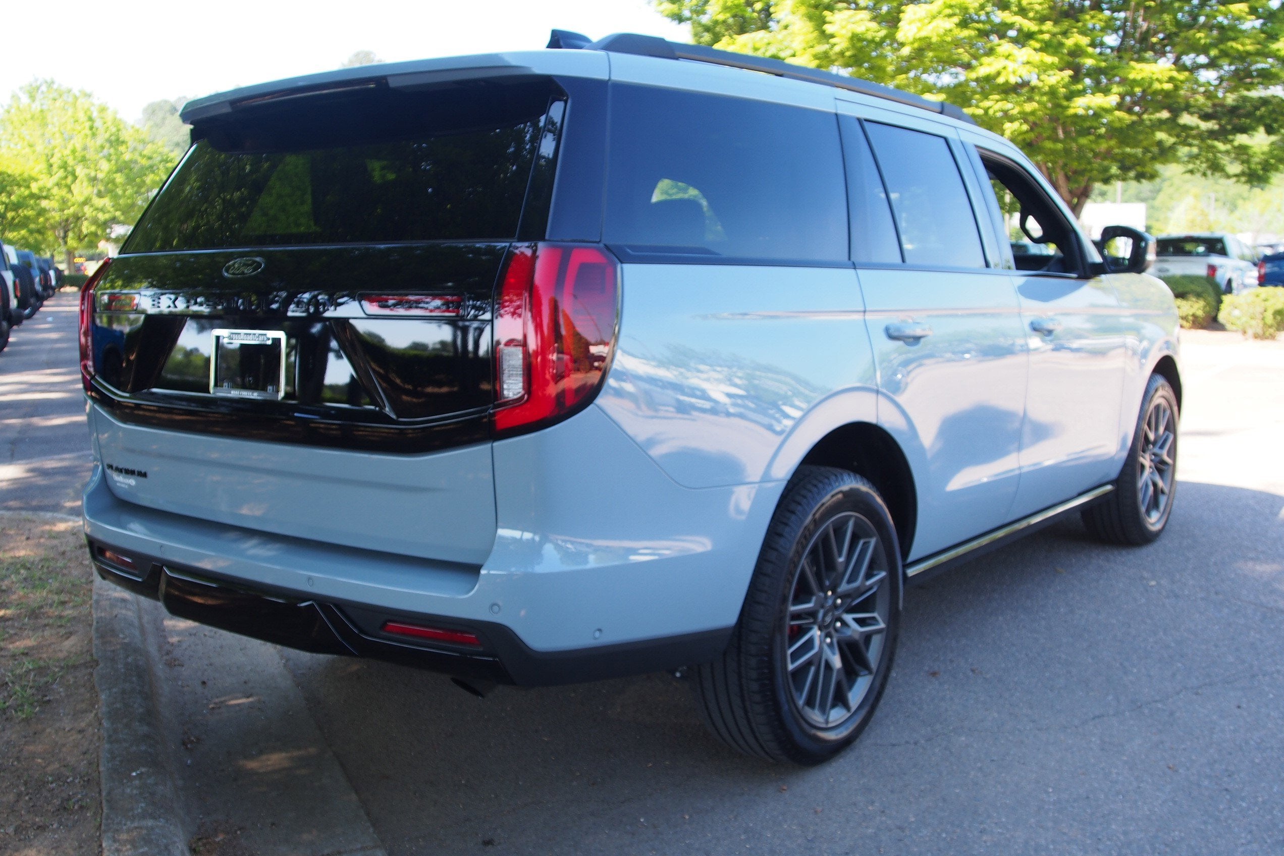 2025 Ford Expedition Platinum