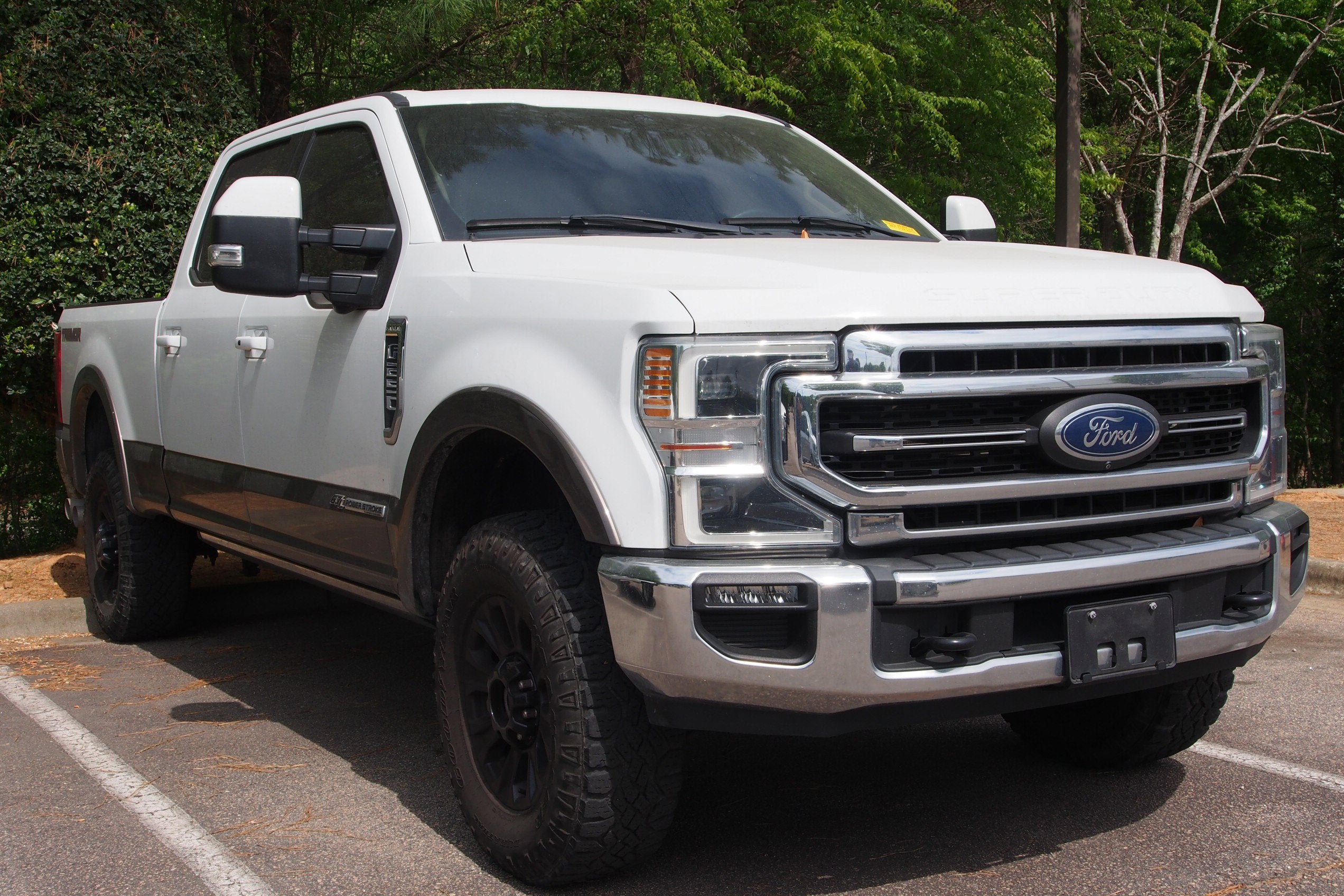 2022 Ford Super Duty F-250 SRW LARIAT