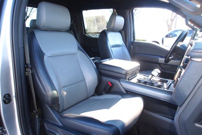 2023 Ford F-150 Lightning LARIAT