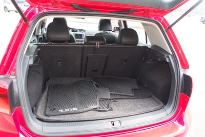 2017 Volkswagen Golf SE