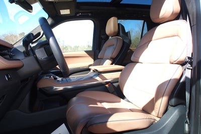 2025 Lincoln Navigator Black Label