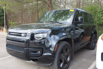 2024 Land Rover Defender V8