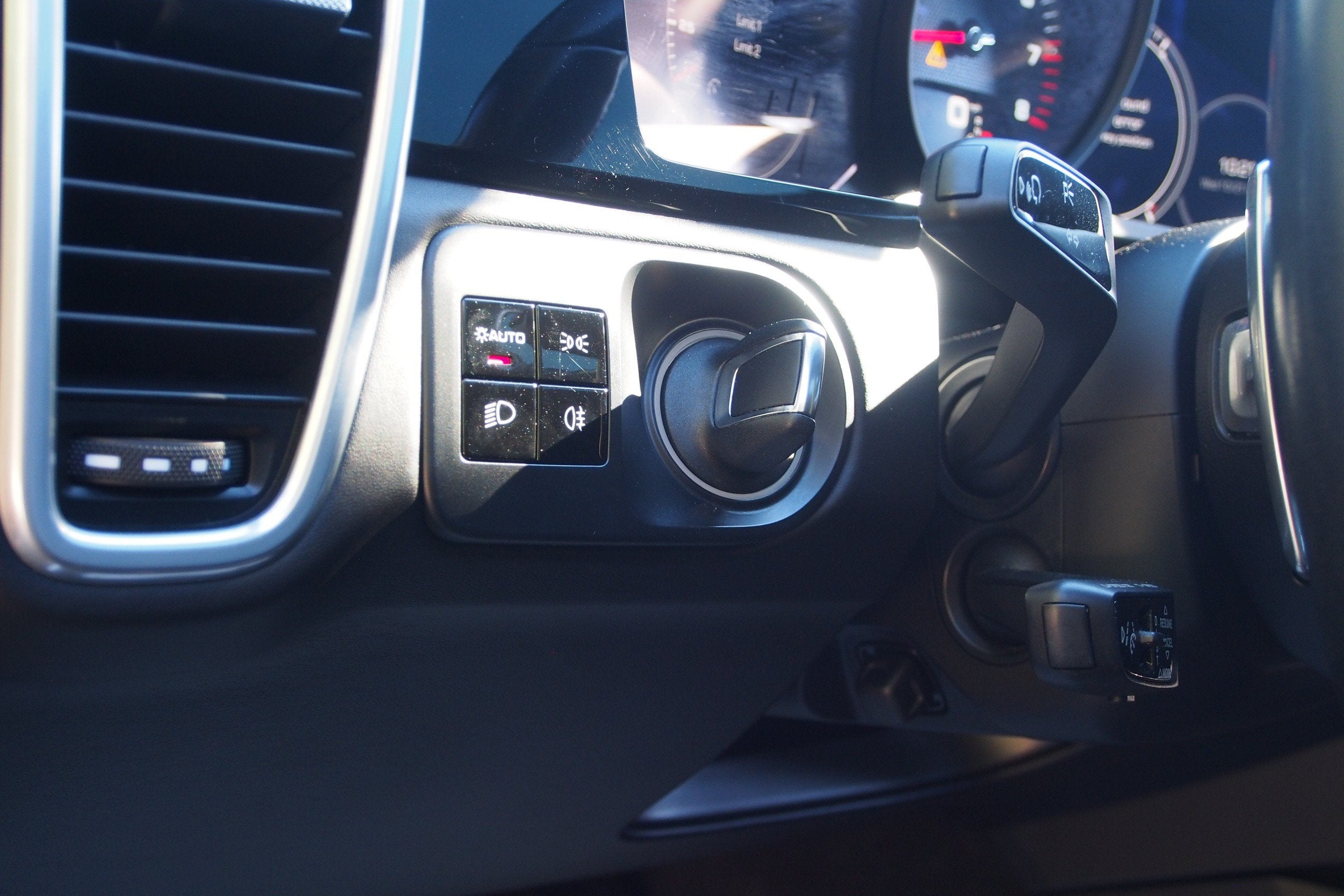 2021 Porsche Cayenne Base
