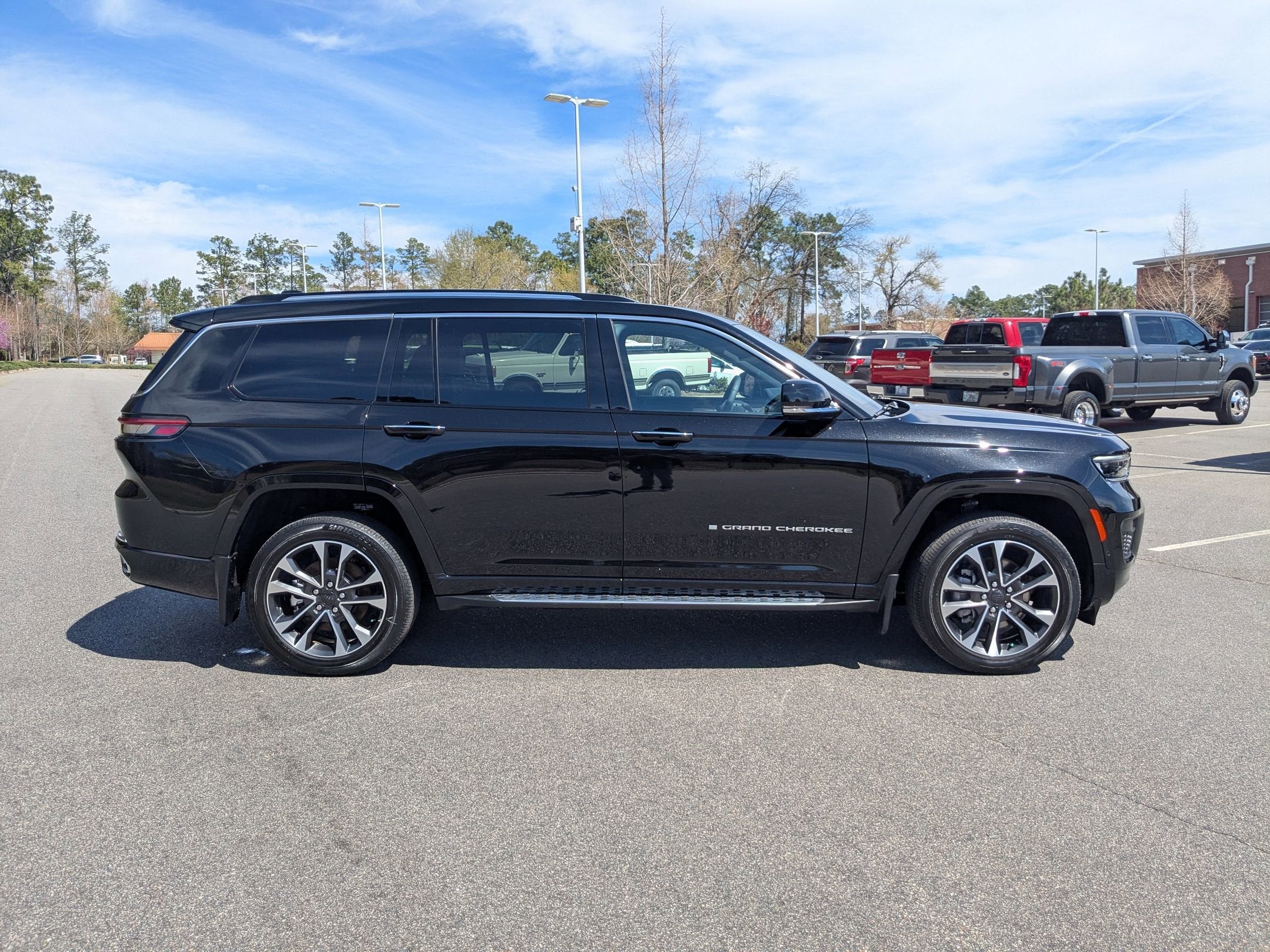 2023 Jeep Grand Cherokee L Overland