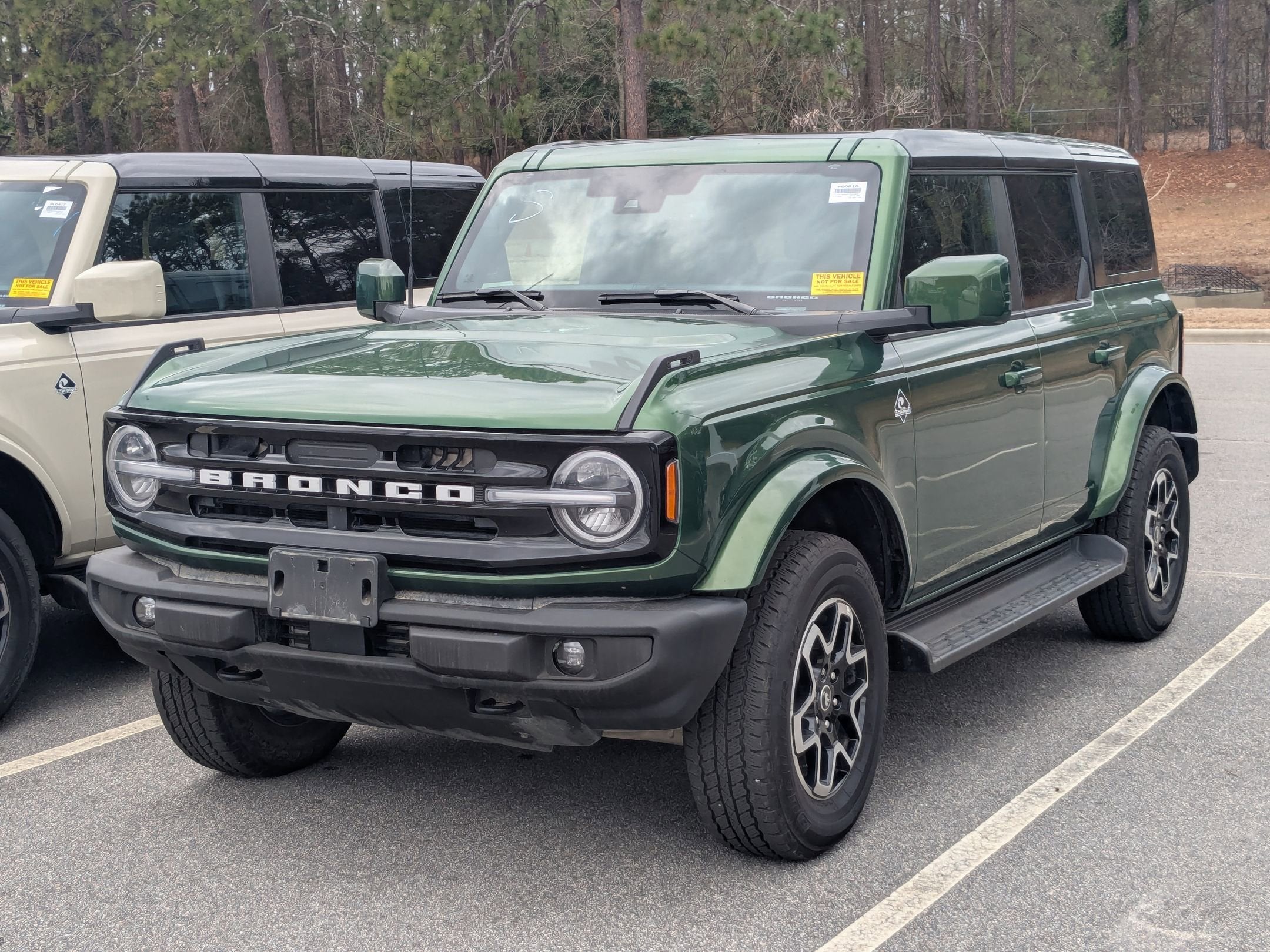 2025 Ford Bronco Outer Banks