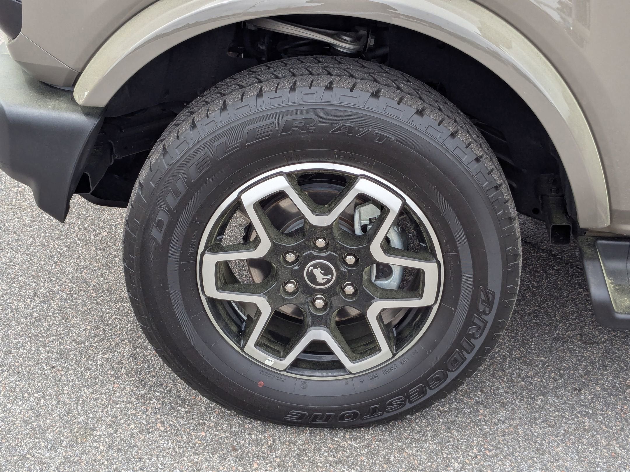 2025 Ford Bronco Outer Banks