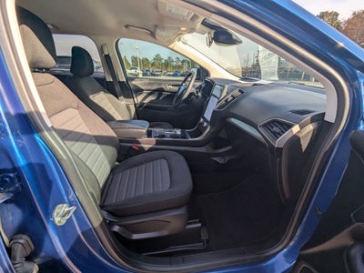 2023 Ford Edge SE
