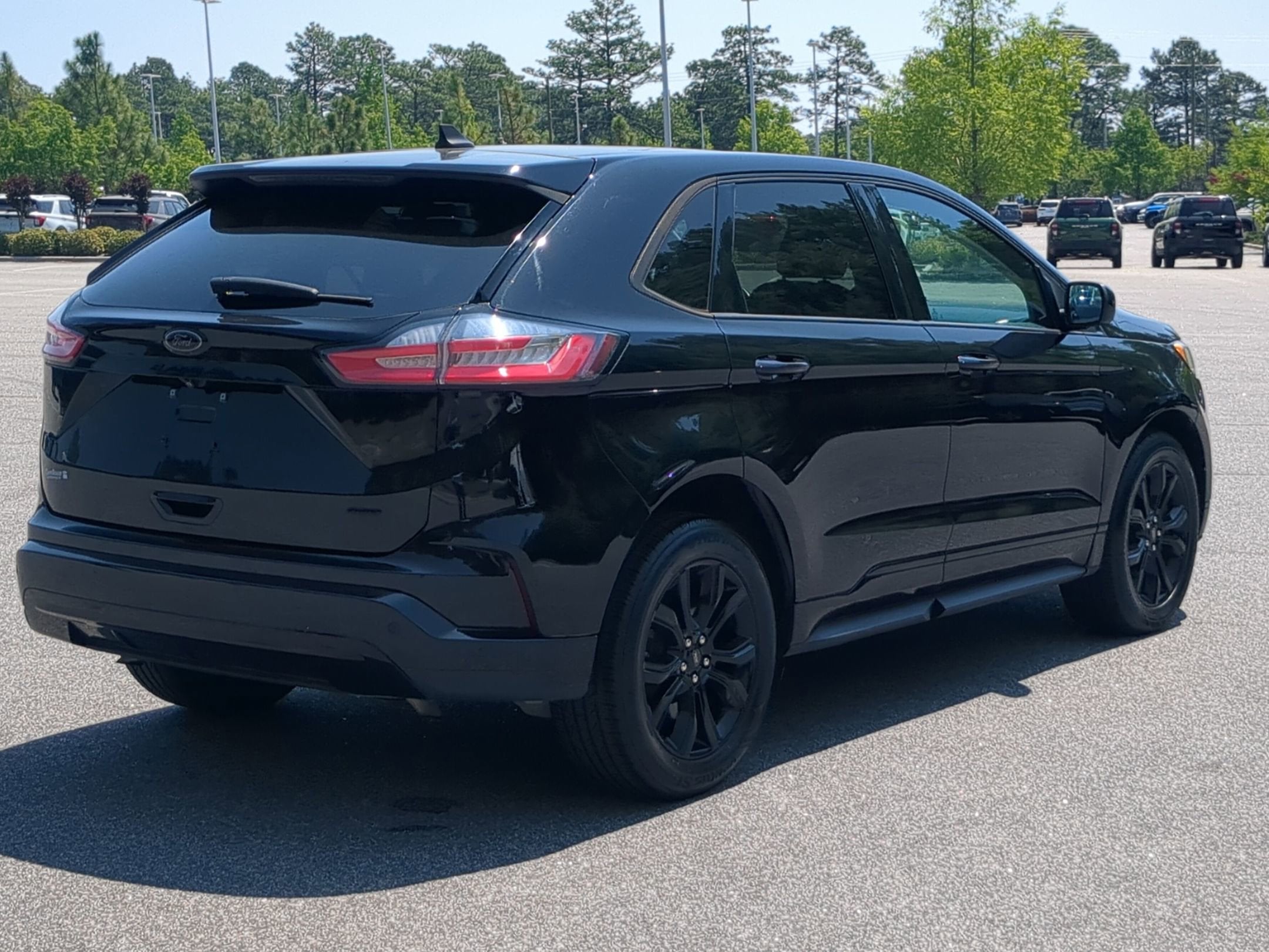 2022 Ford Edge SE