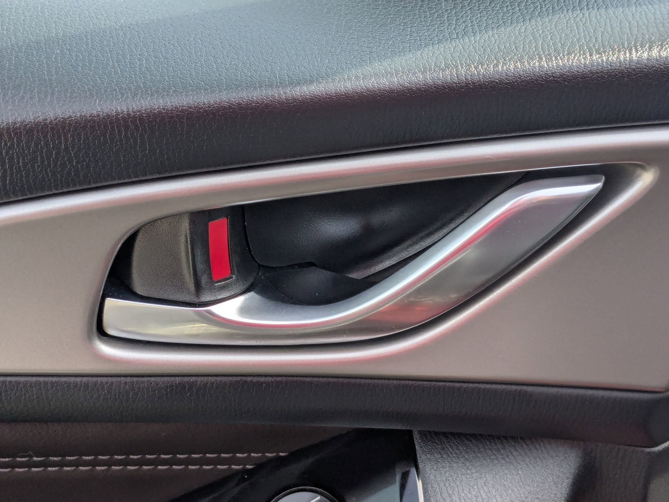 2017 Mazda Mazda3 5-Door Touring 2.5