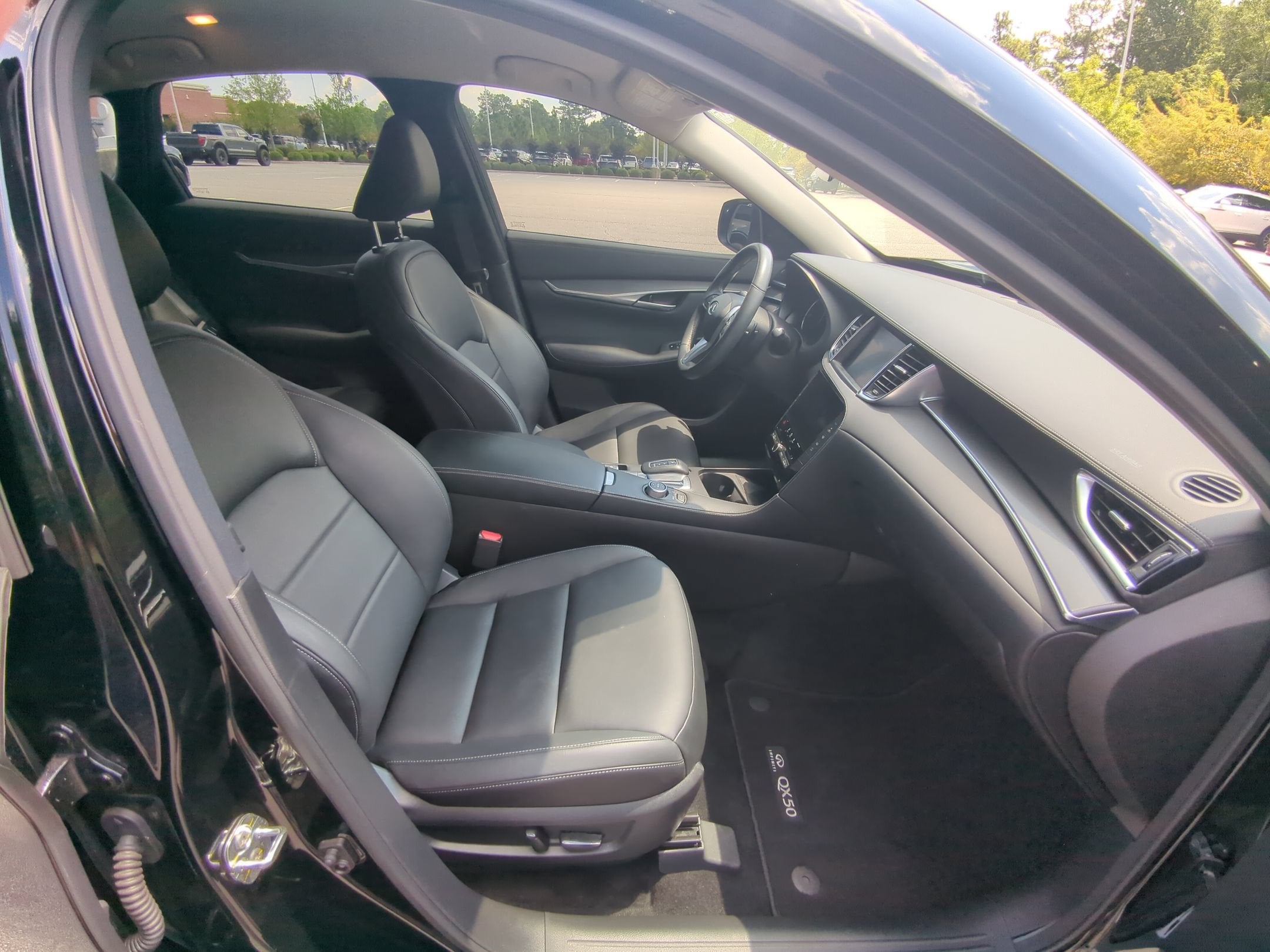 2024 INFINITI QX50 PURE