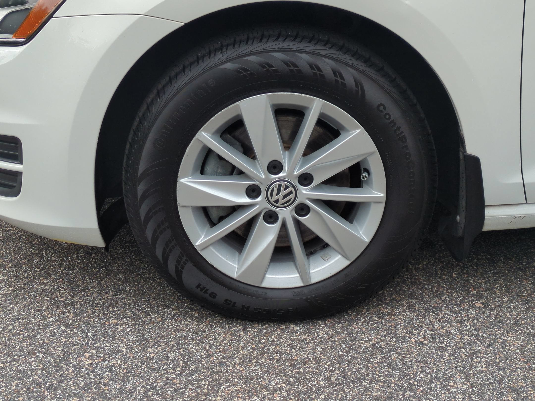 2016 Volkswagen Golf TSI S