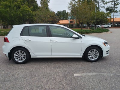 2016 Volkswagen Golf TSI S