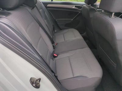 2016 Volkswagen Golf TSI S