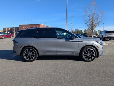 2024 Lincoln Nautilus Reserve