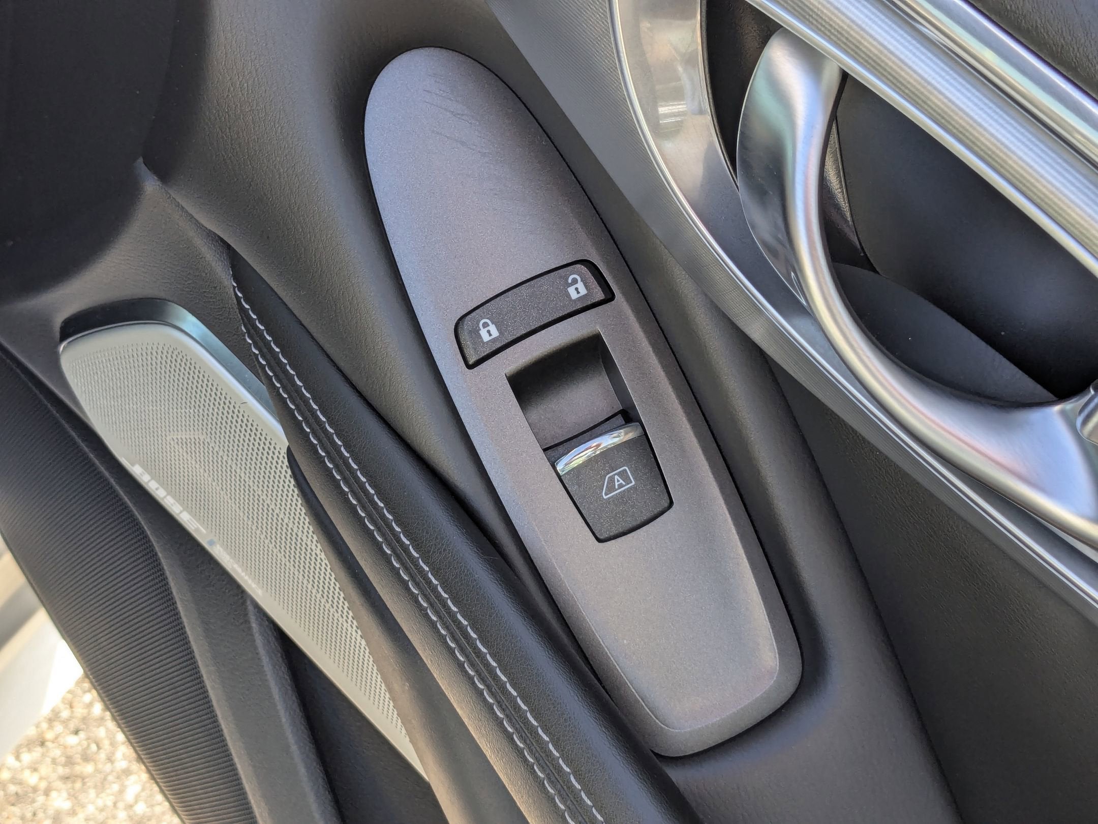 2022 INFINITI Q60 LUXE