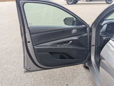 2023 Hyundai Elantra Limited