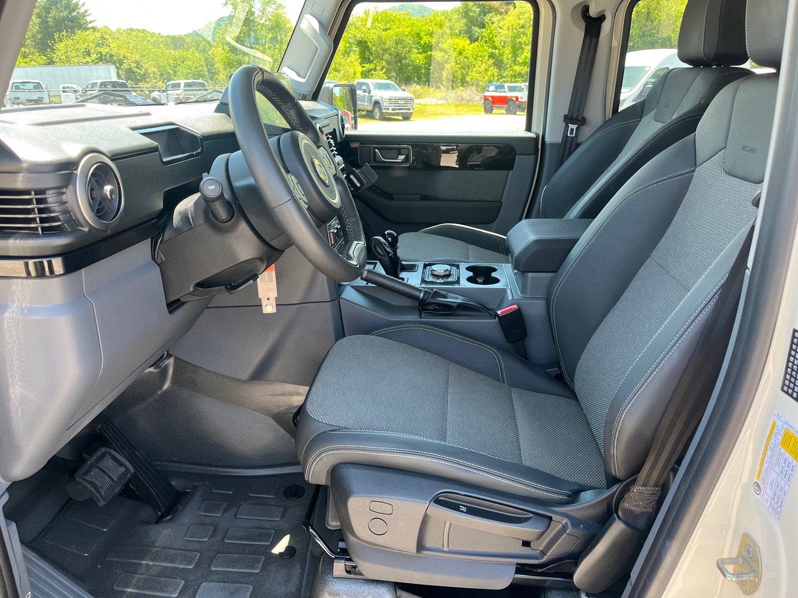 2024 INEOS Grenadier Station Wagon Base