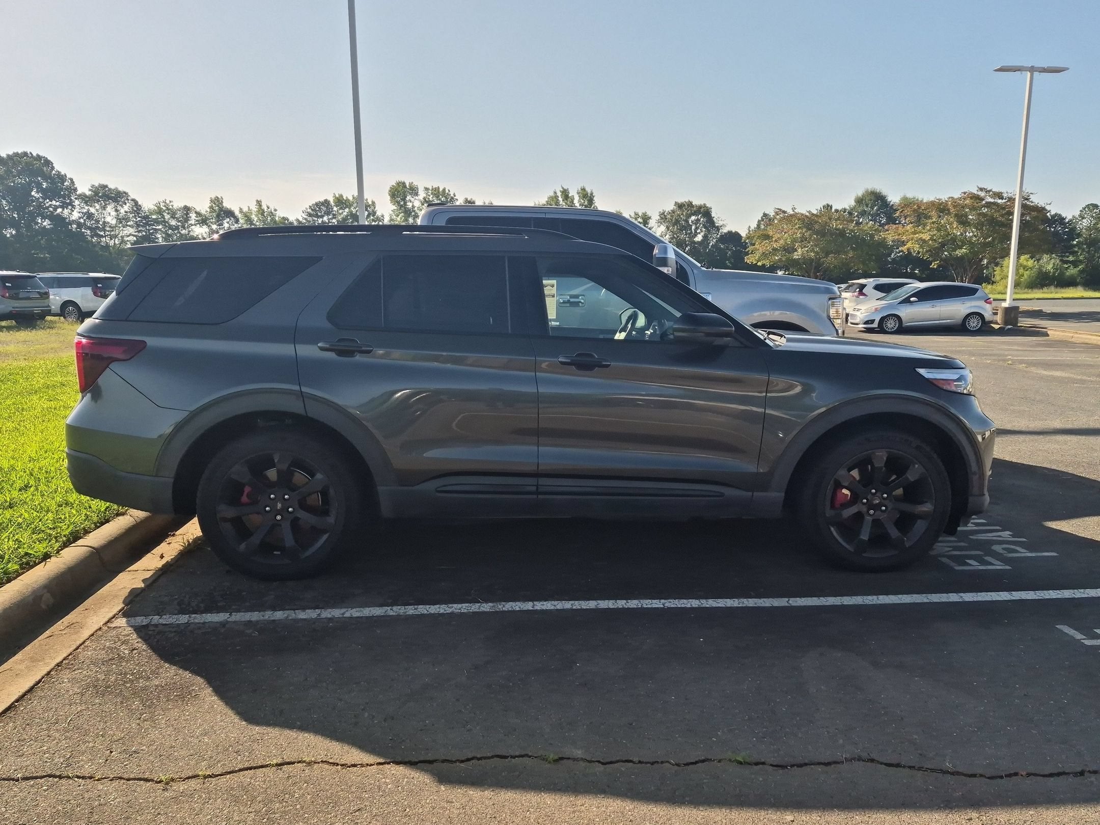 2020 Ford Explorer ST