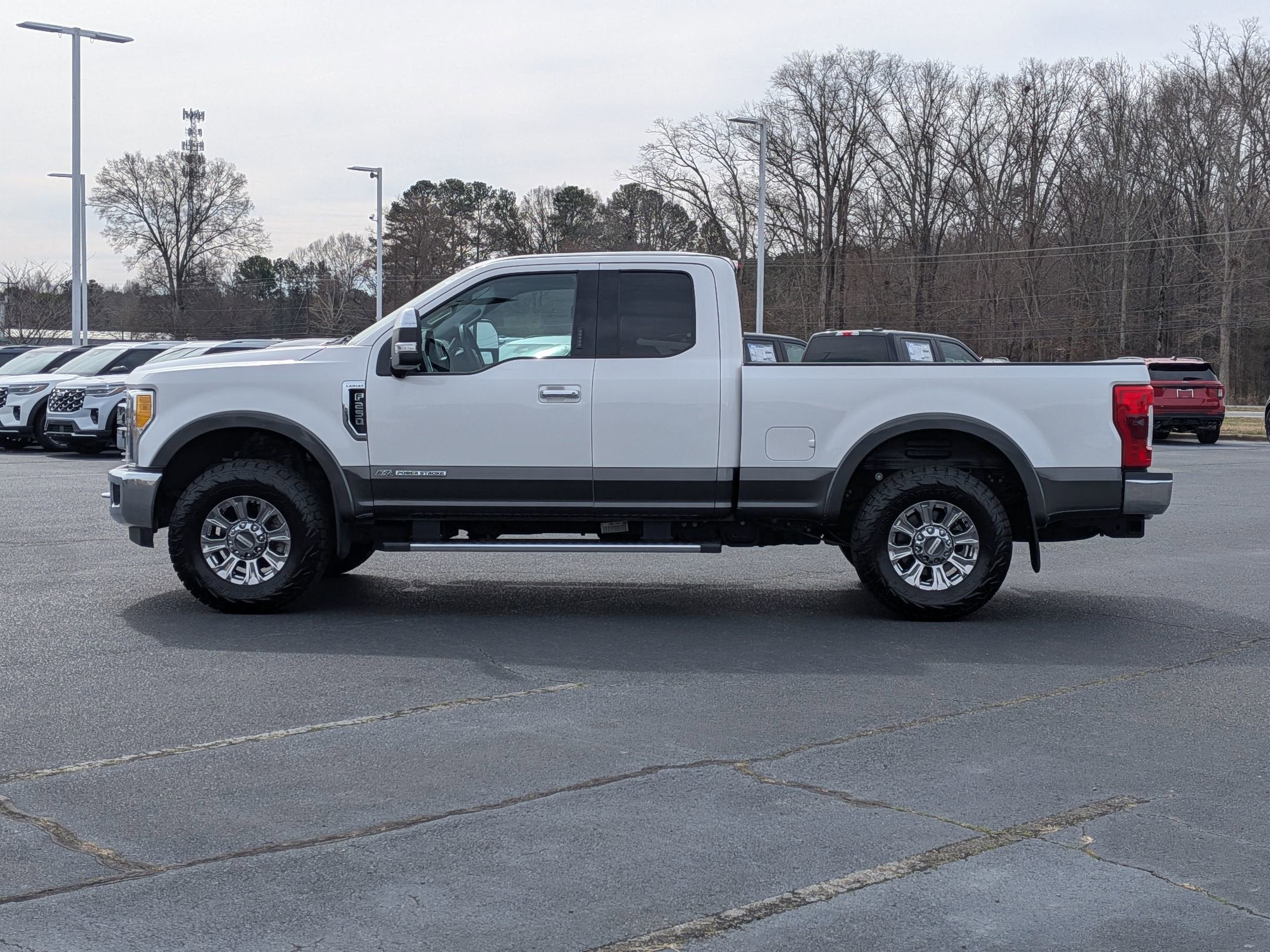 2017 Ford Super Duty F-250 SRW Lariat