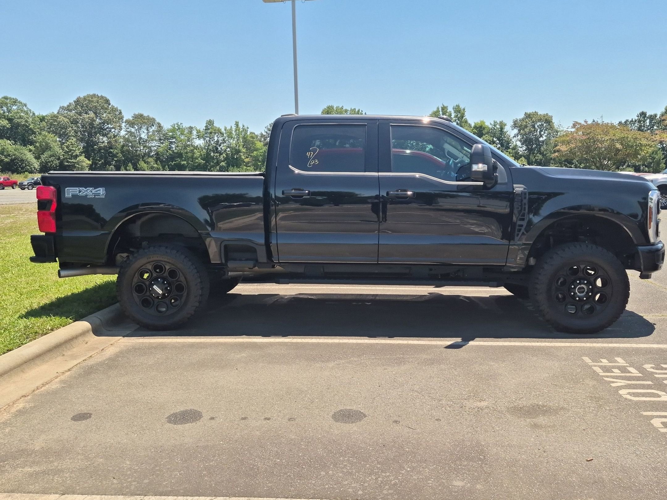 2024 Ford Super Duty F-250 SRW LARIAT