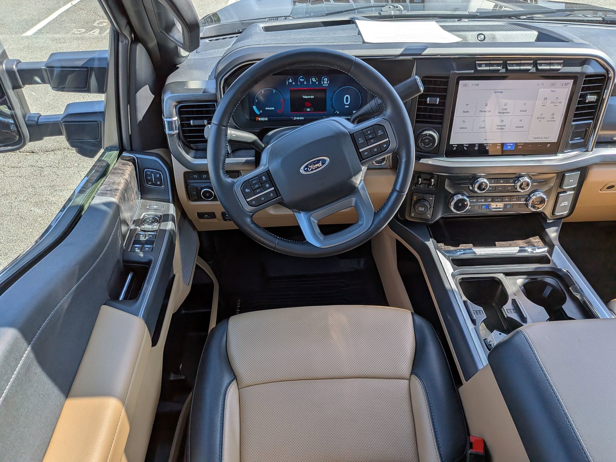 2024 Ford Super Duty F-350 SRW LARIAT