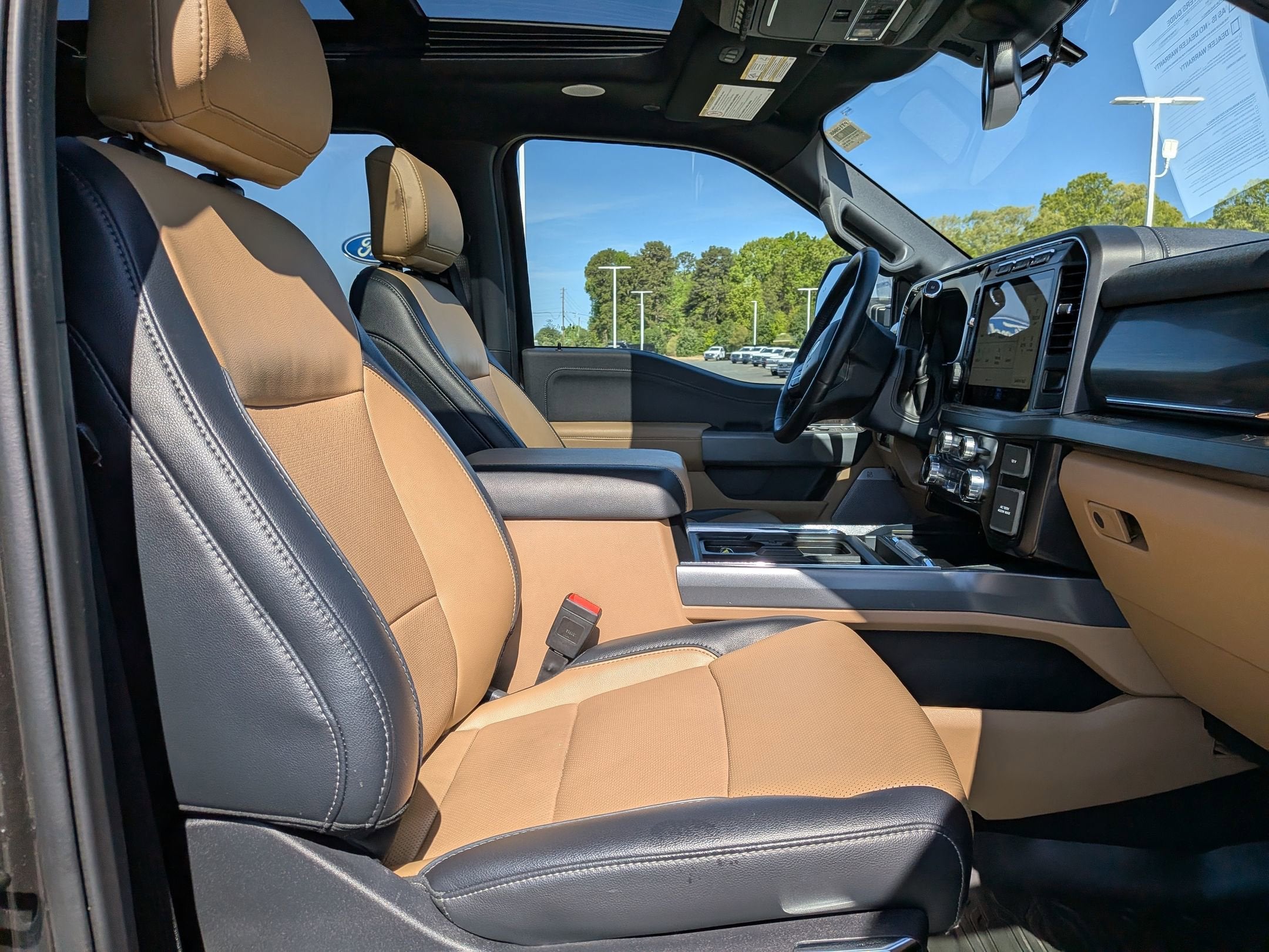 2024 Ford Super Duty F-350 SRW LARIAT