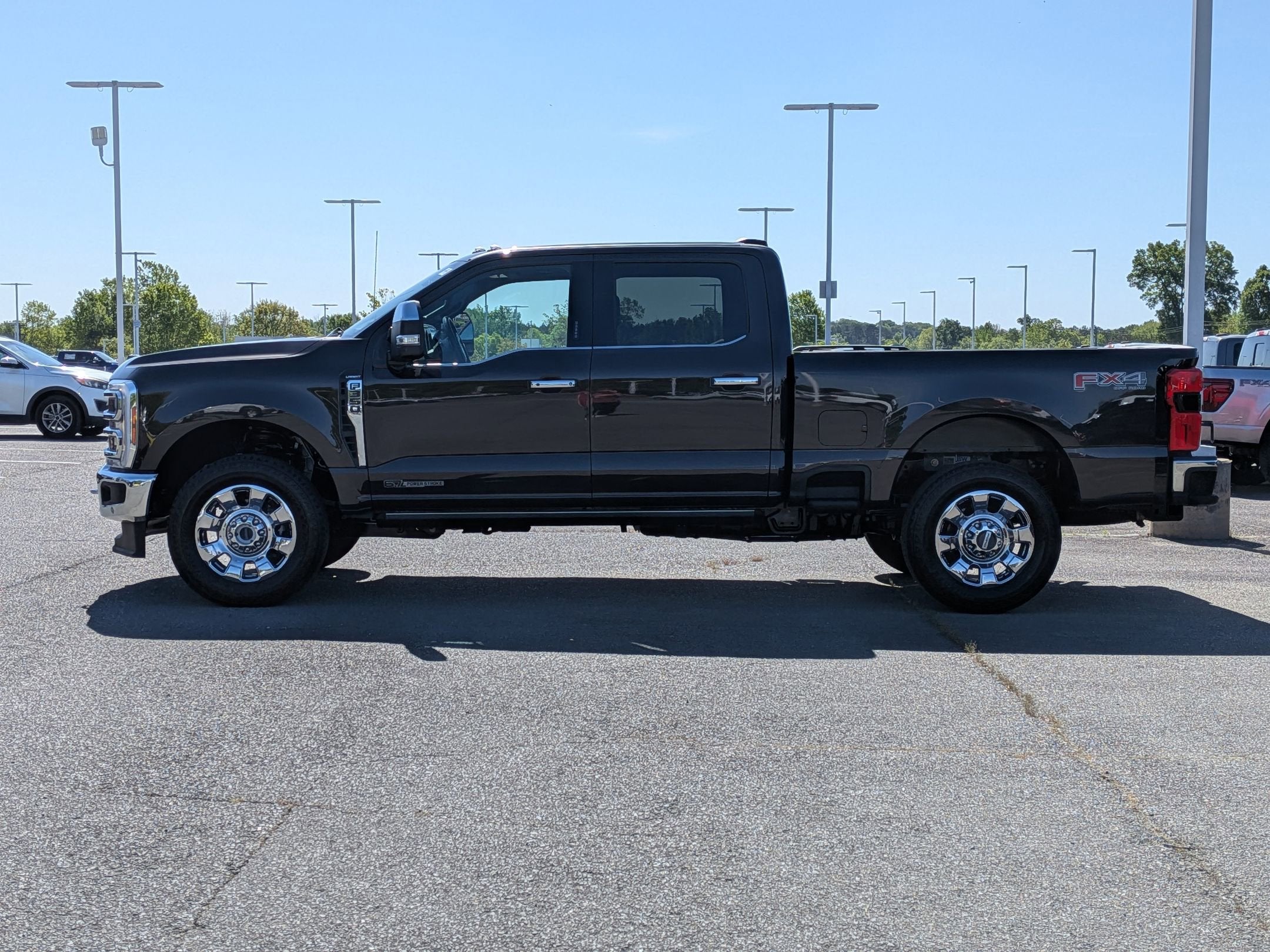 2024 Ford Super Duty F-350 SRW LARIAT