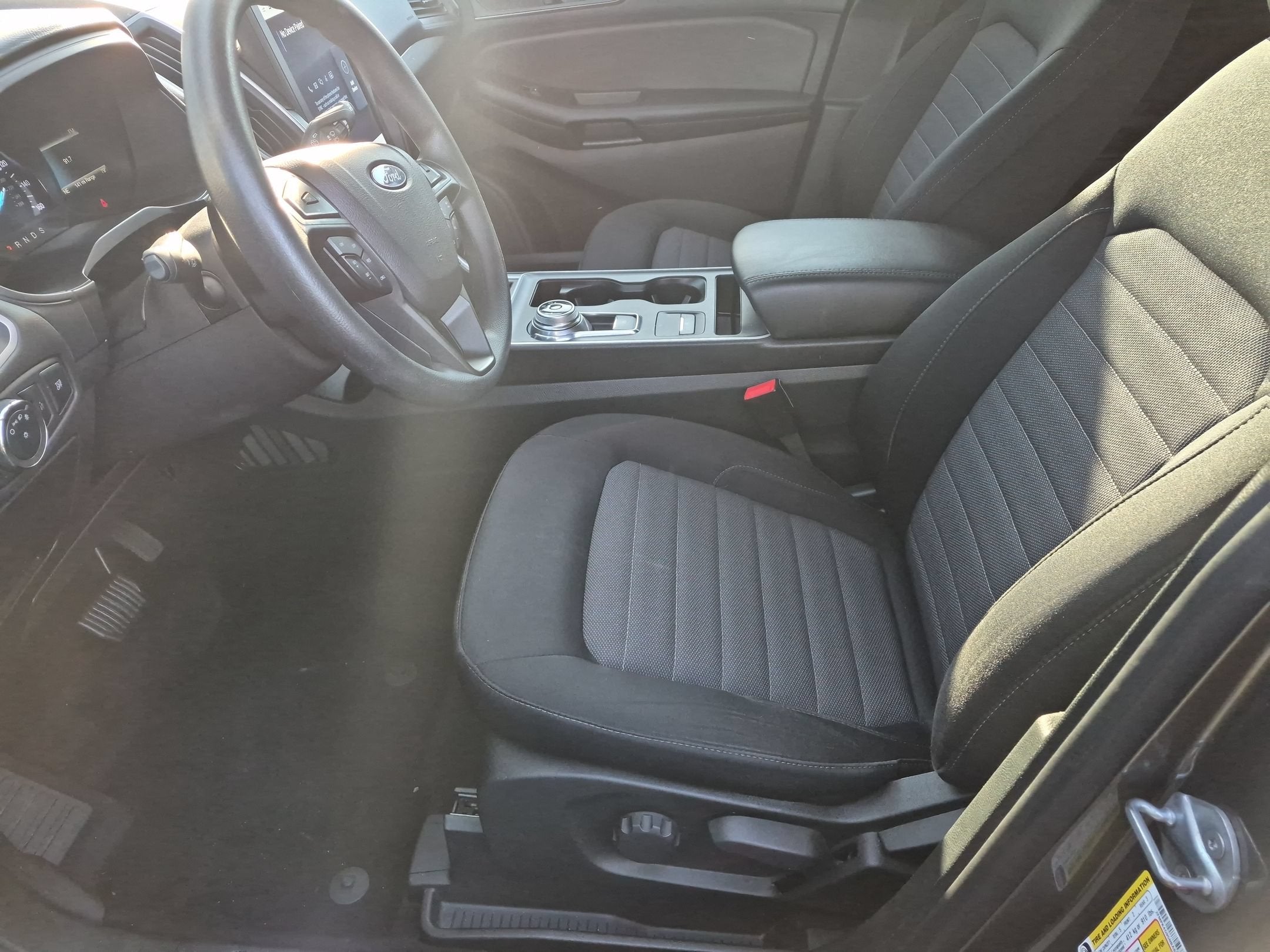 2022 Ford Edge SE