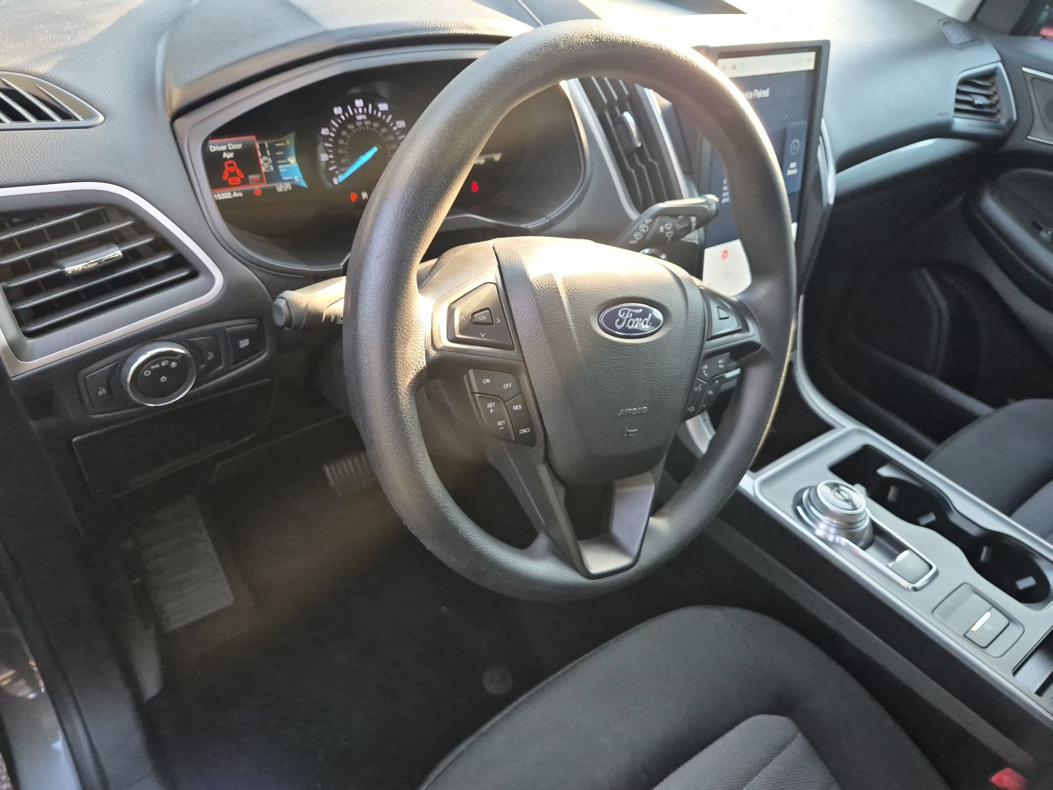 2022 Ford Edge SE