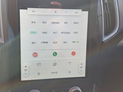 2022 Ford Edge SE