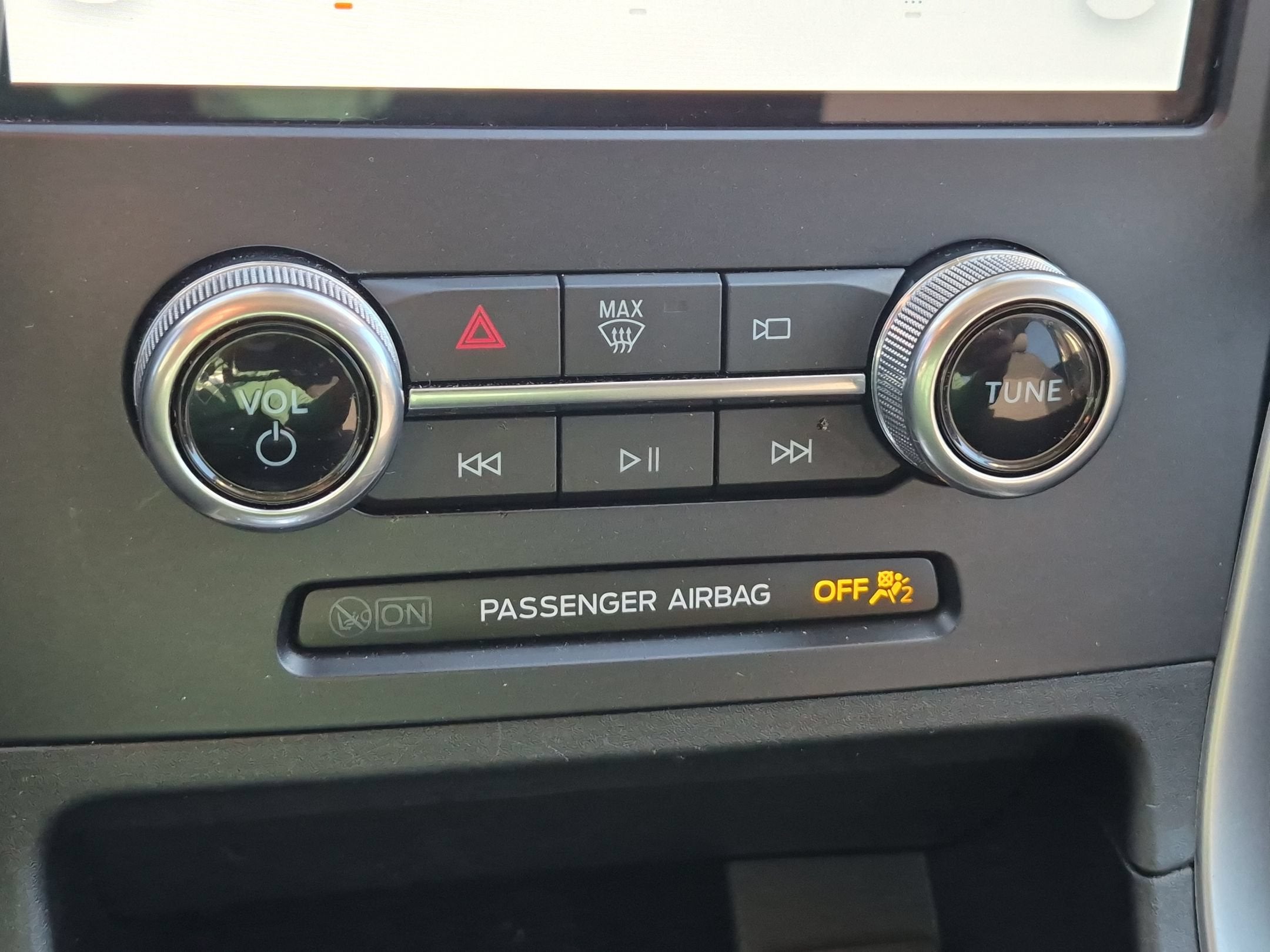 2022 Ford Edge SE