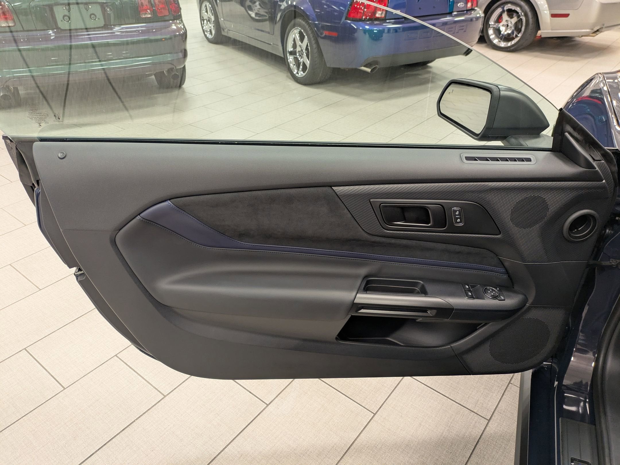 2025 Ford Mustang Dark Horse