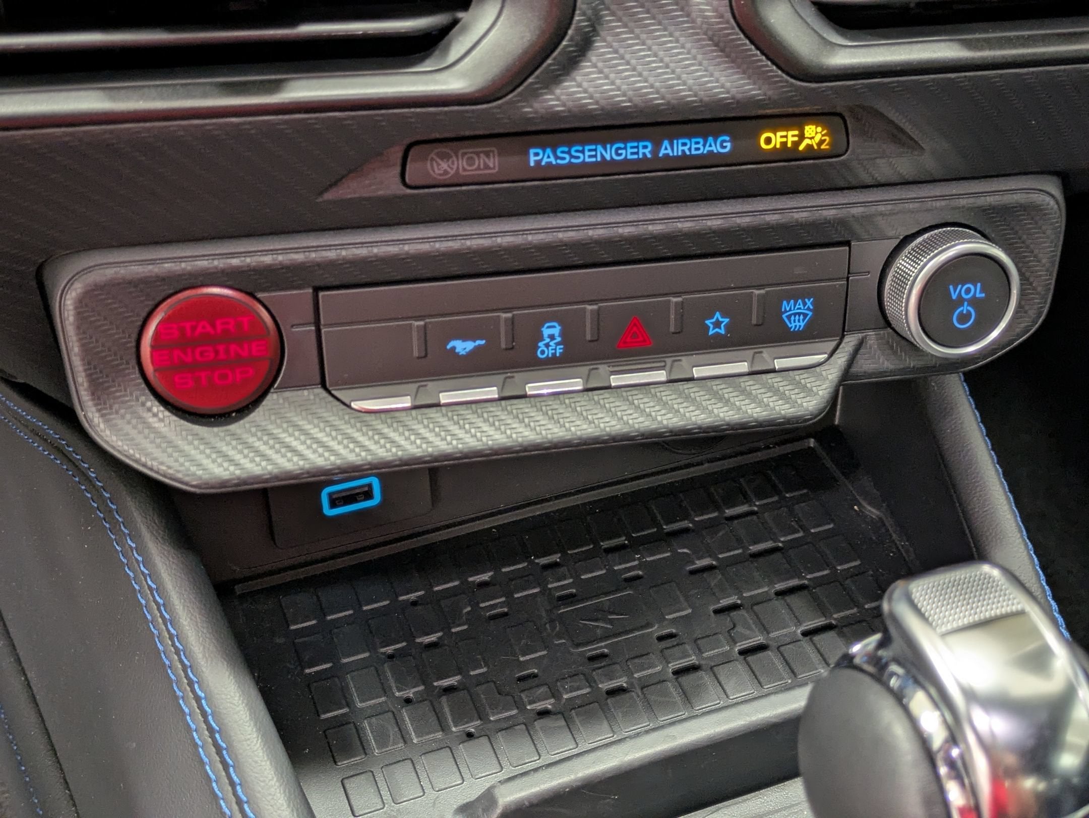 2024 Ford Mustang Dark Horse