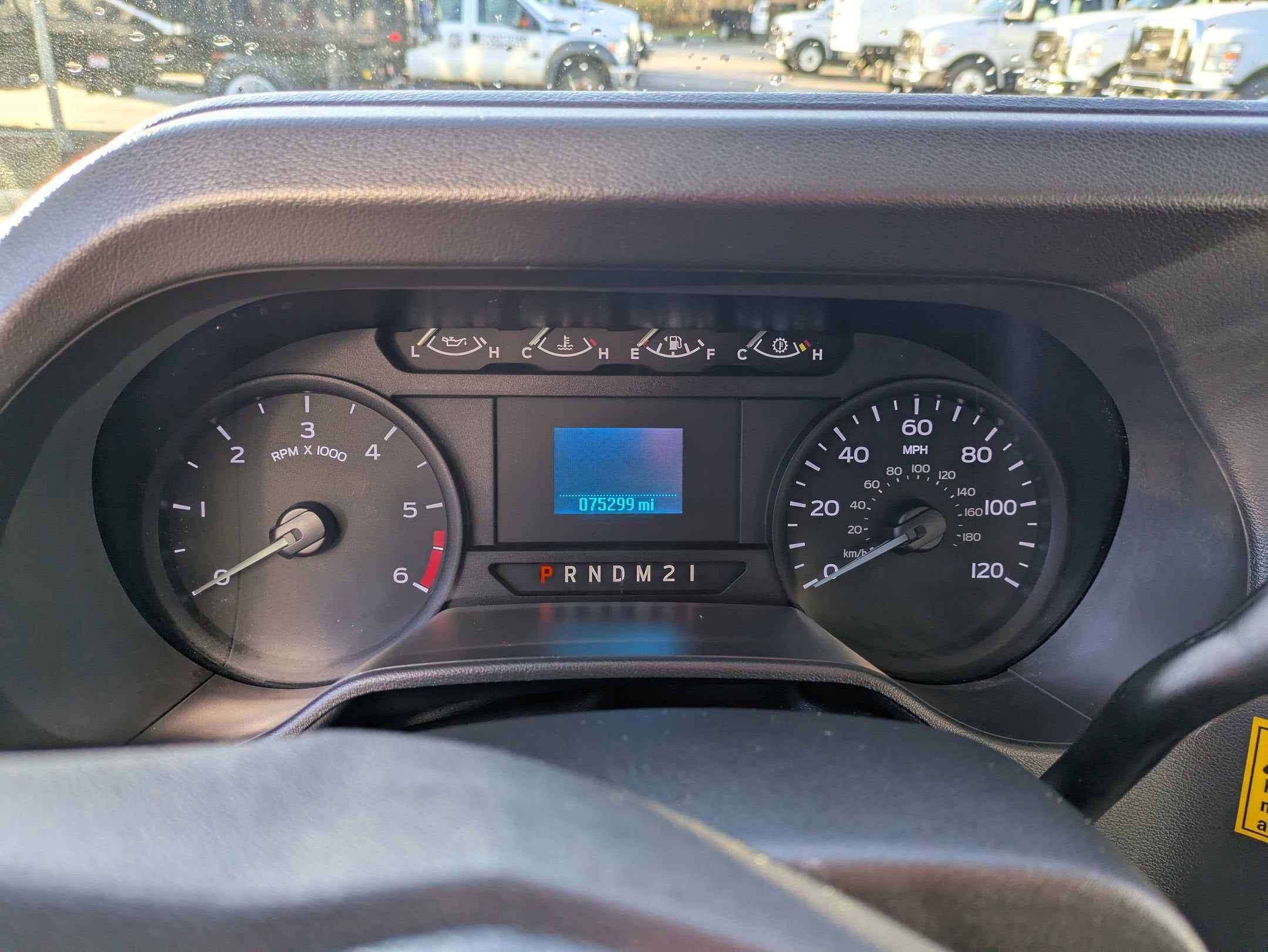 2024 Ford E-Series Cutaway Base