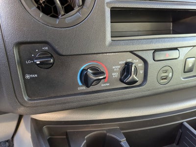 2024 Ford E-Series Cutaway Base