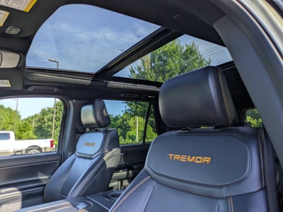 2025 Ford Expedition Tremor
