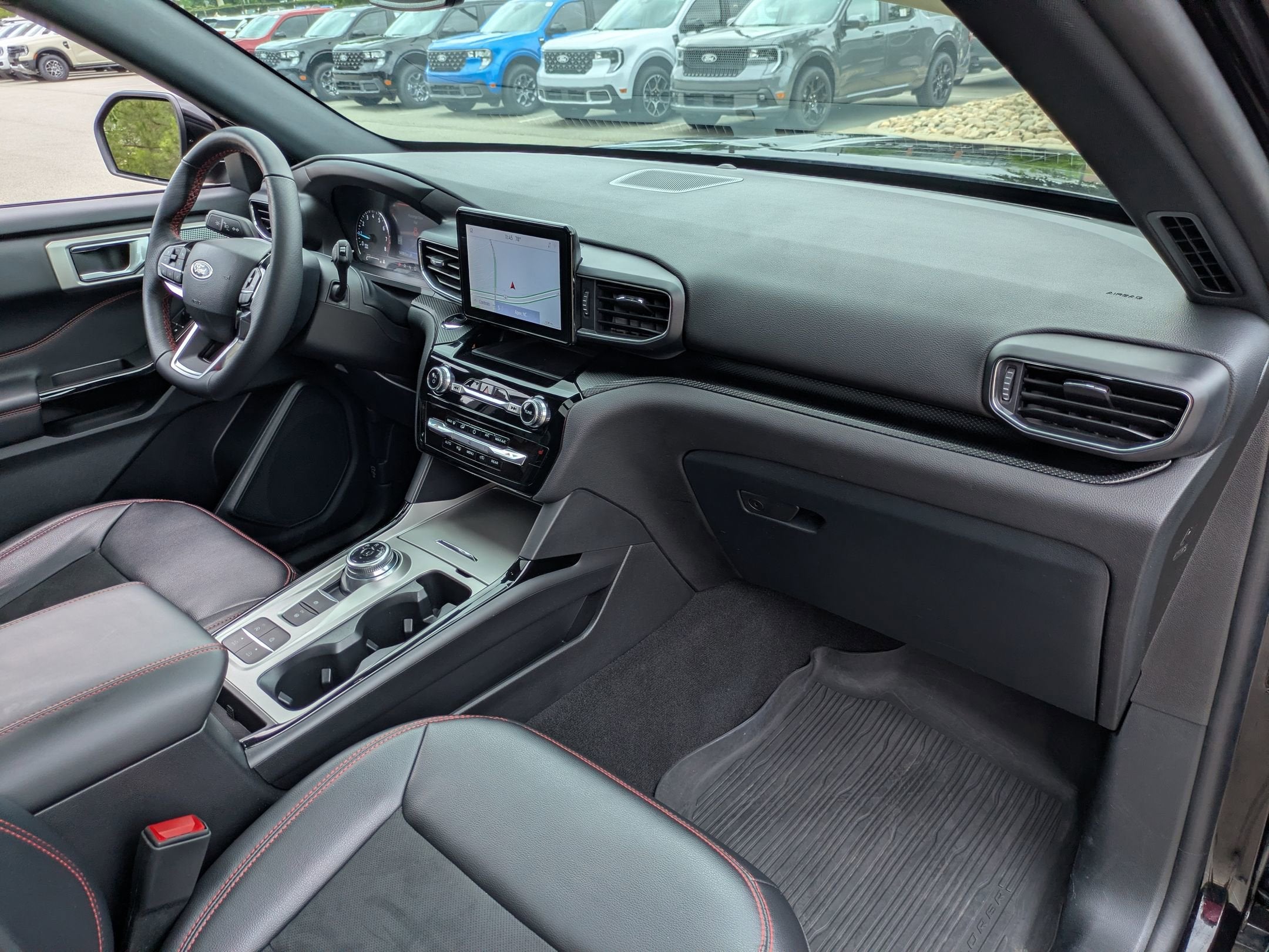 2023 Ford Explorer ST-Line