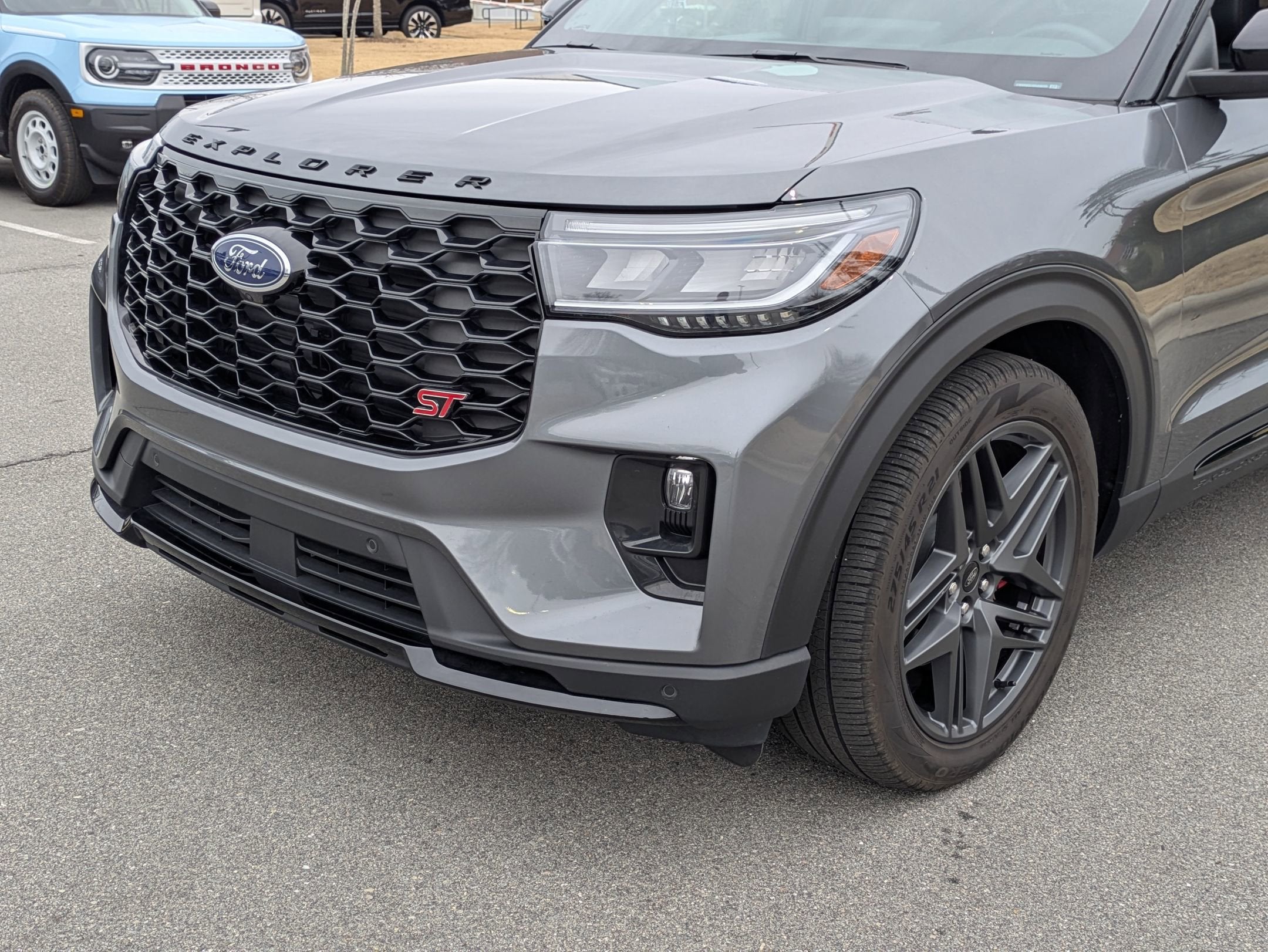 2025 Ford Explorer ST