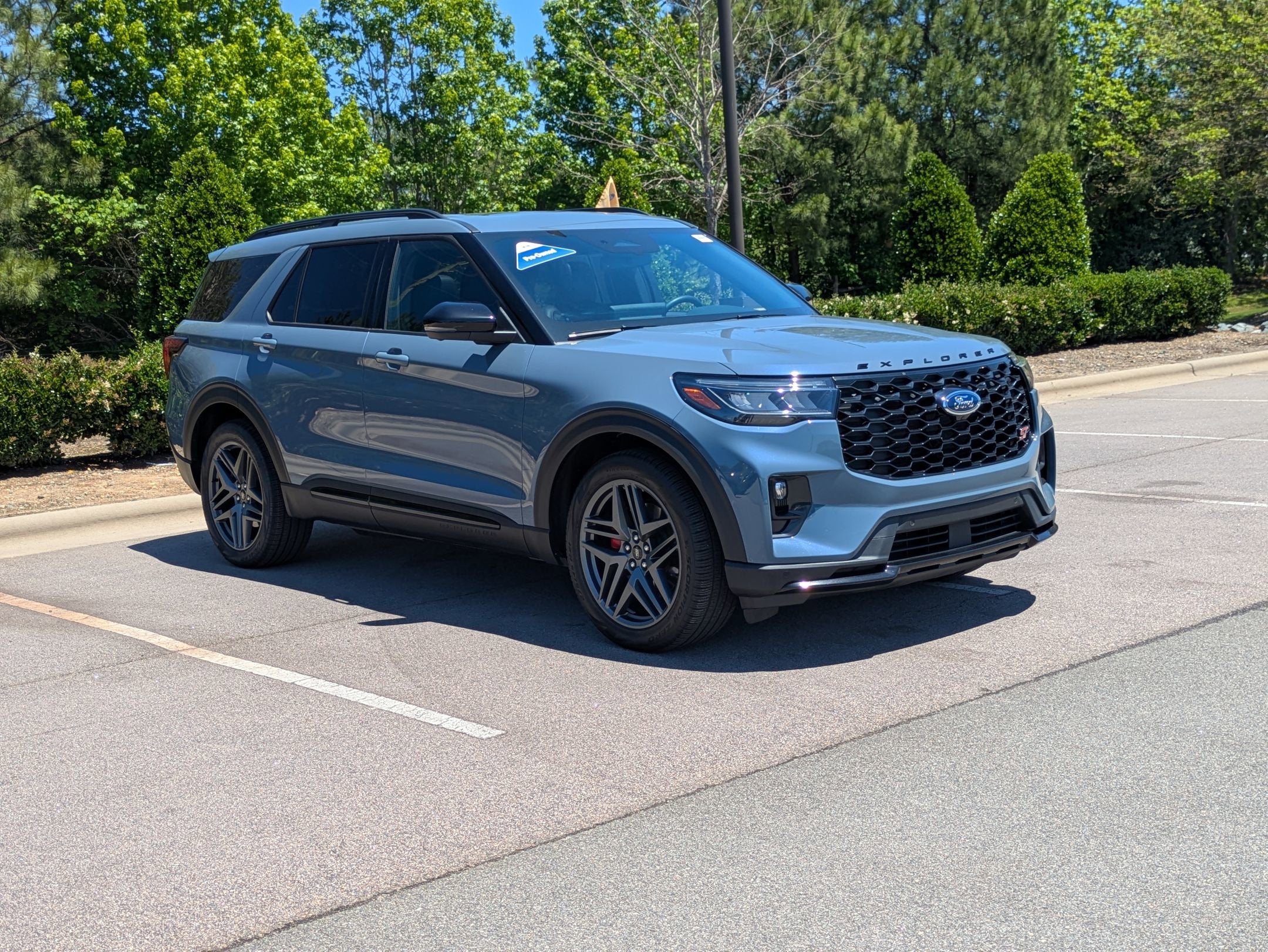 2025 Ford Explorer ST