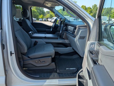 2024 Ford F-150 Lightning Flash
